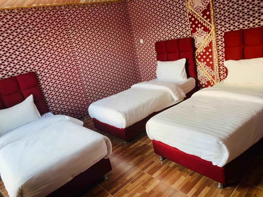 Maraheb Luxury Camp Hotel วาดิรัม ภายนอก รูปภาพ
