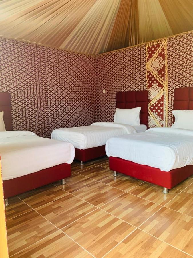 Maraheb Luxury Camp Hotel วาดิรัม ภายนอก รูปภาพ
